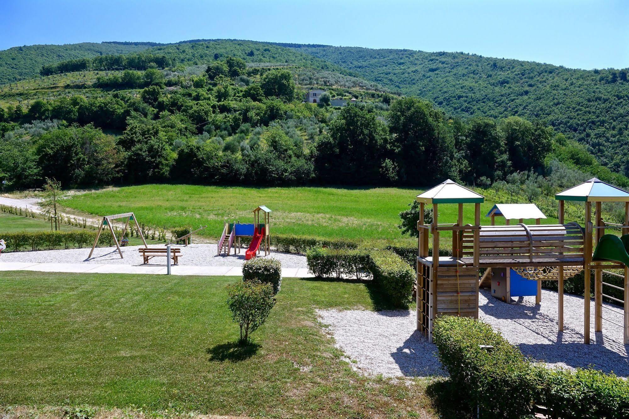 Borgo Di Gallano Valtopina Exterior foto