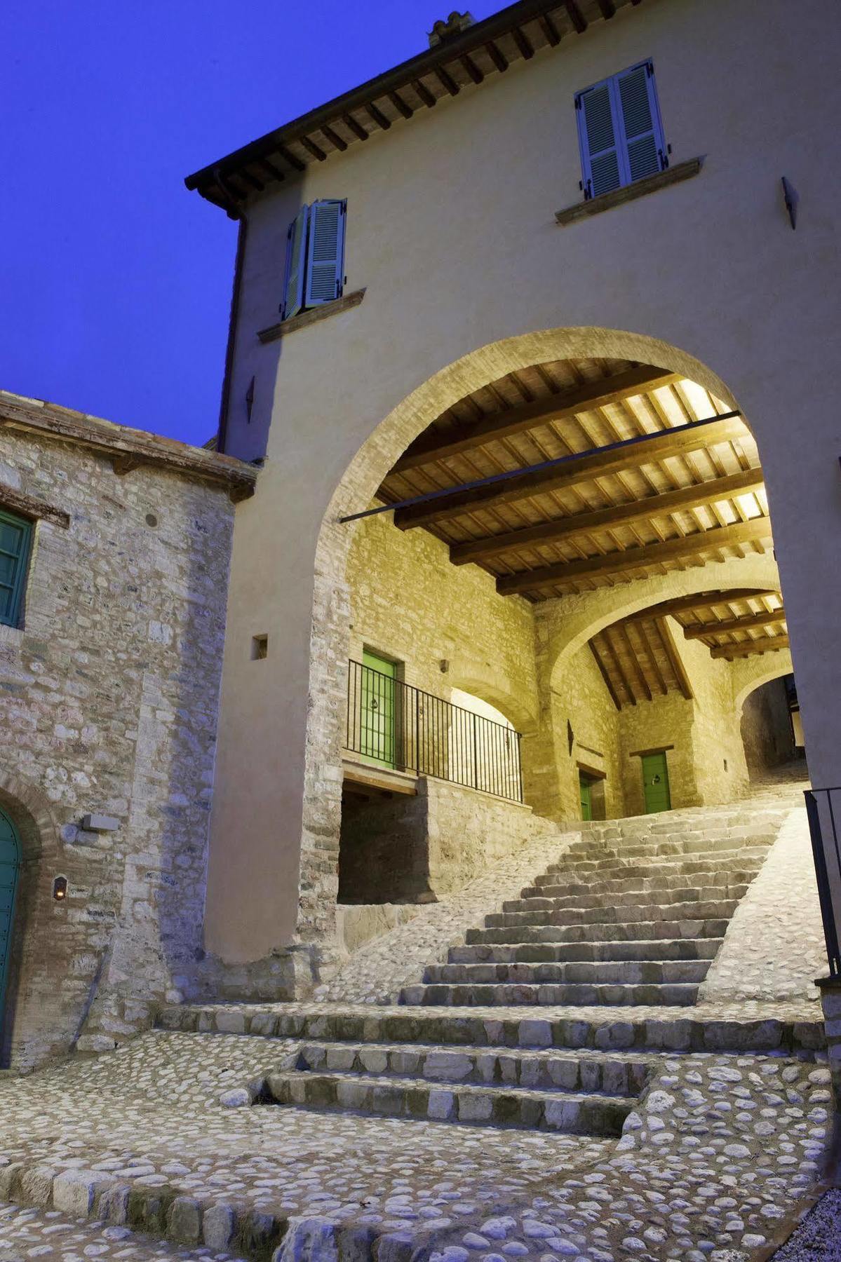 Borgo Di Gallano Valtopina Exterior foto